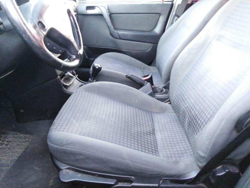opel astra g fastback (t98) del año 2000