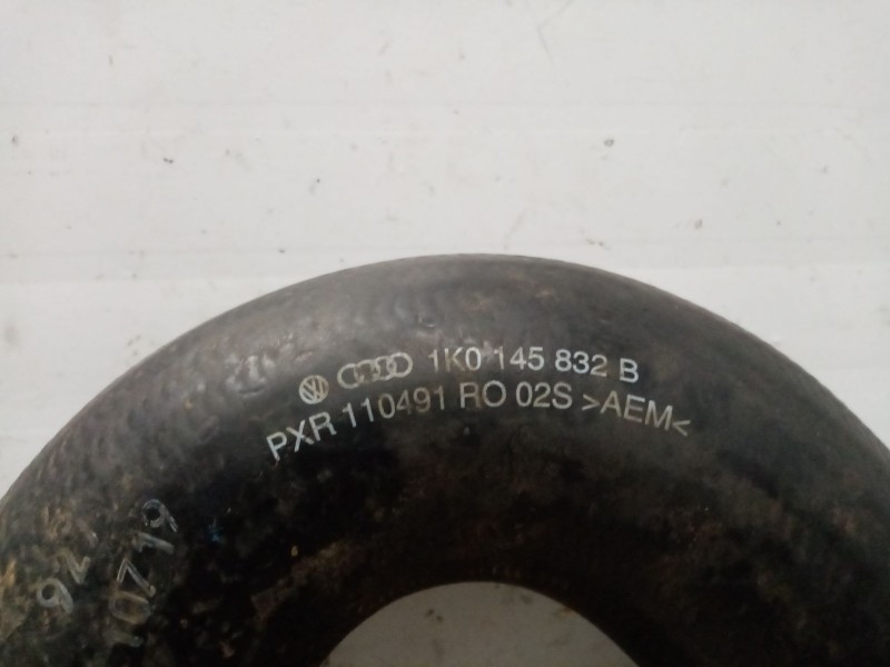 Recambio de tubo turbocompresor para seat altea (5p1) referencia OEM IAM 1K0145832B  