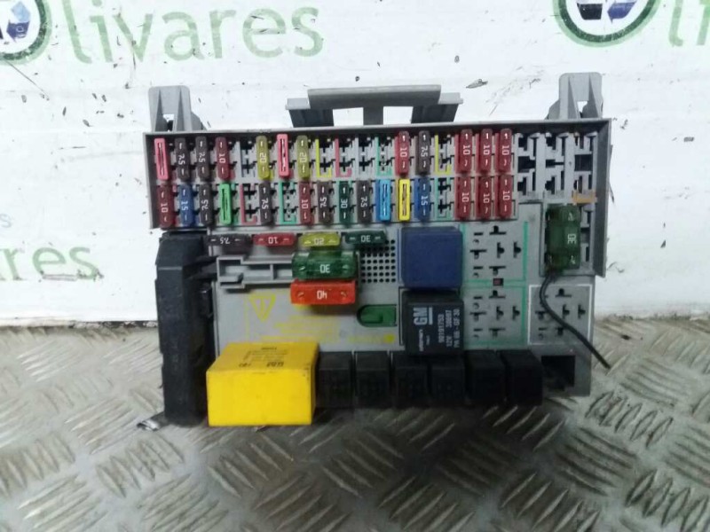 Recambio de caja reles / fusibles para opel astra g caravan elegance   |   02.98 - 12.03 | 1998 - 2003 | 101 cv / 74 kw referenc