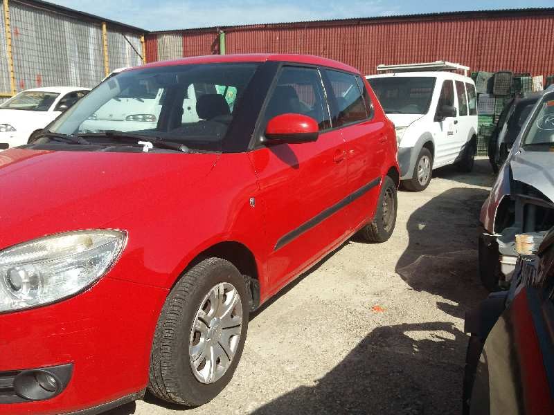 skoda fabia (5j2 ) 1.2   |   0.07 - ... | 2007 | 60 cv / 44 kw del año 2007