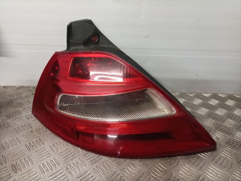 Recambio de piloto trasero izquierdo para renault megane ii berlina 5p referencia OEM IAM   