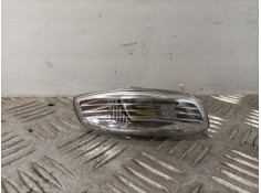 Recambio de piloto lateral derecho para peugeot 207 1.4 hdi referencia OEM IAM