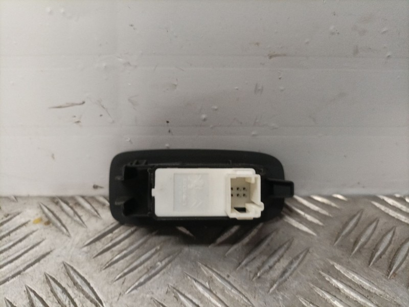 Recambio de mando elevalunas trasero izquierdo para citroen c4 picasso referencia OEM IAM 98044803ZD  