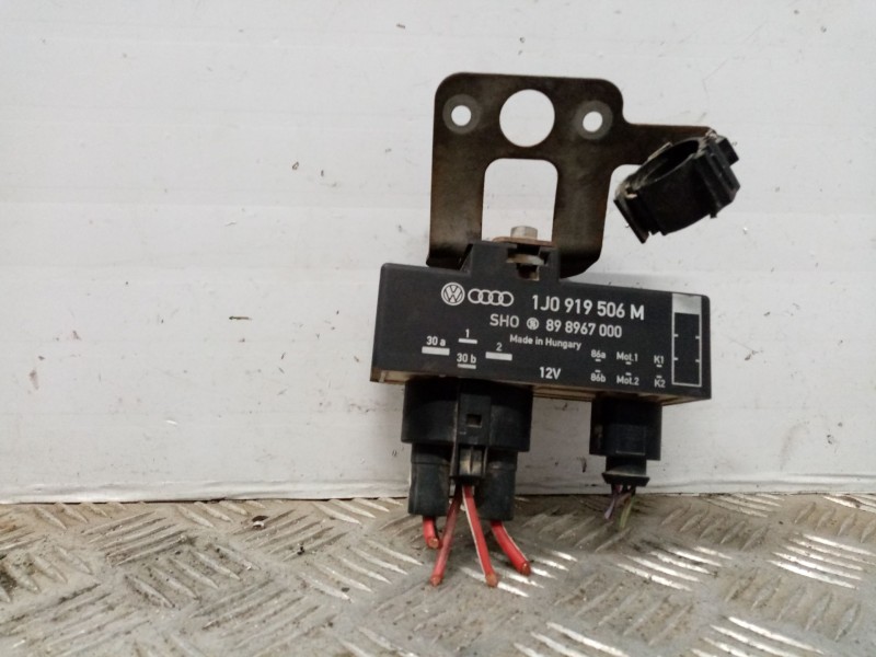 Recambio de relé electroventiladores para skoda fabia (6y2/6y3) 1.4 referencia OEM IAM 1J0919506M 898967000 