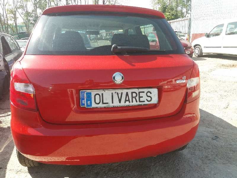 skoda fabia (5j2 ) 1.2   |   0.07 - ... | 2007 | 60 cv / 44 kw del año 2007