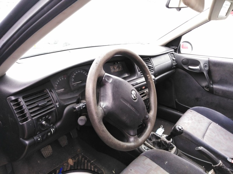 opel vectra b (j96) del año 1995