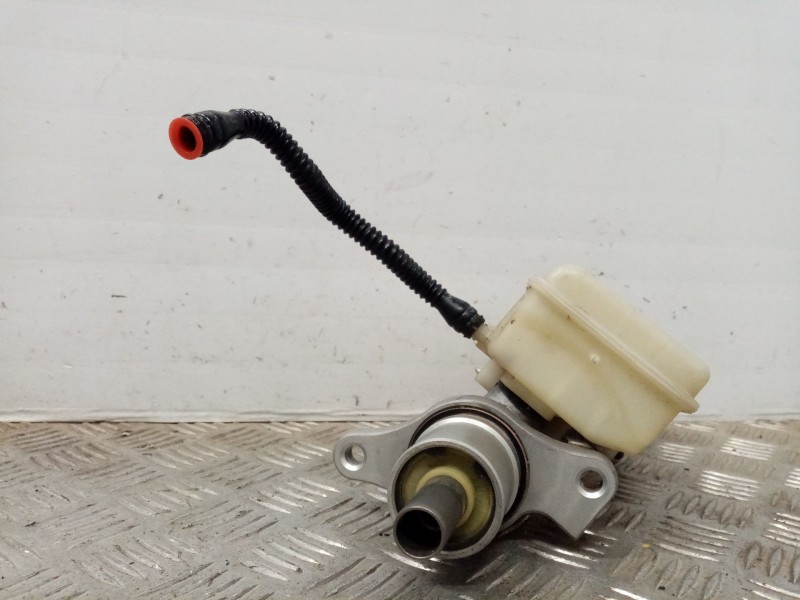 Recambio de bomba freno para mitsubishi colt berlina 3 (cz) referencia OEM IAM 32067272d  