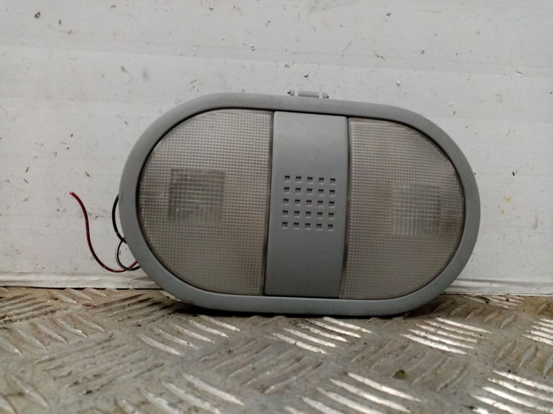 Recambio de luz interior para mitsubishi colt berlina 3 (cz) referencia OEM IAM MR951589  