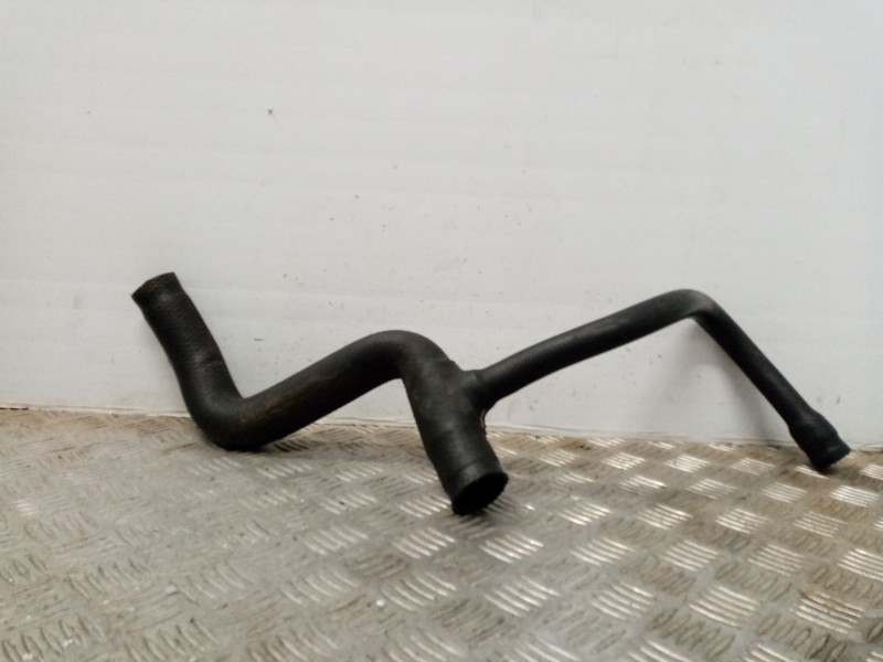 Recambio de manguito refrigeracion para mercedes benz clase e (w124) berlina 2.5 diesel referencia OEM IAM   