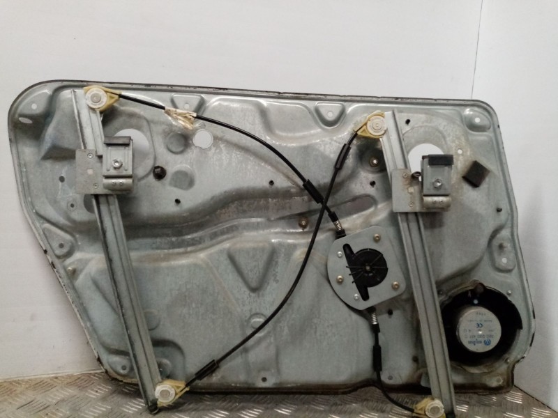 Recambio de elevalunas delantero derecho para volkswagen passat berlina (3b2) básico referencia OEM IAM 3b4837756a  