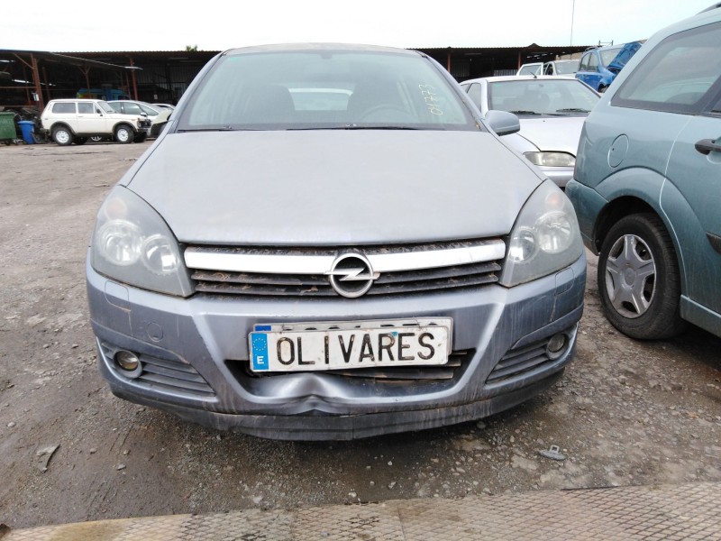 opel astra h (a04) del año 2004