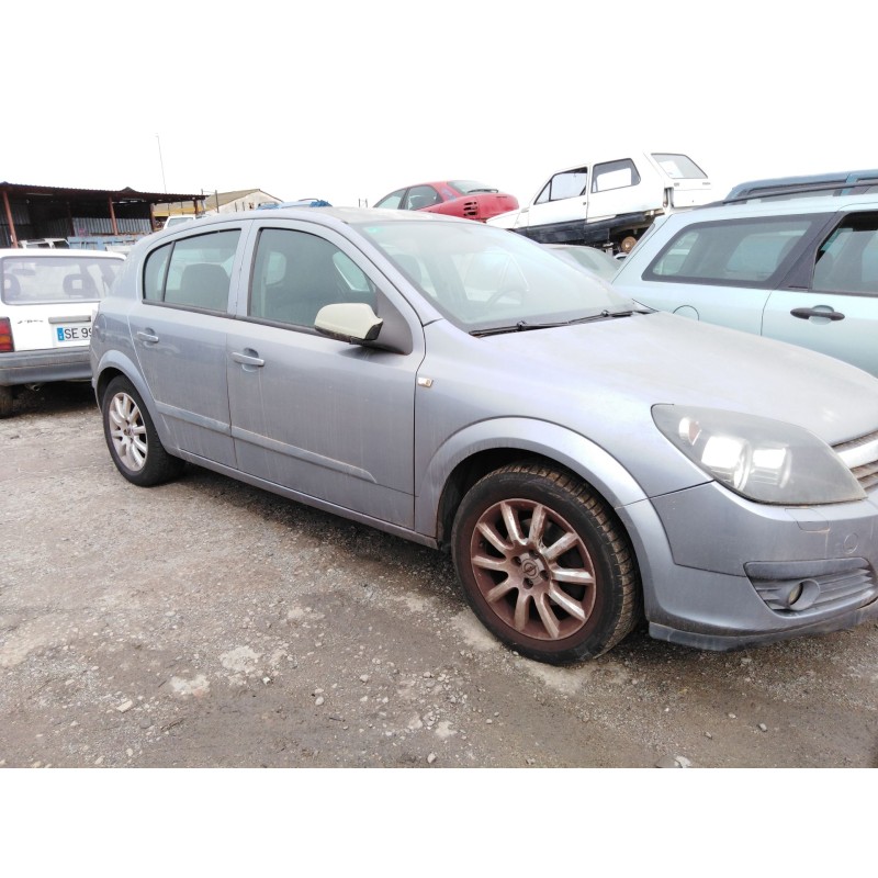 opel astra h (a04) del año 2004