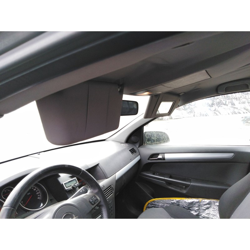 opel astra h (a04) del año 2004