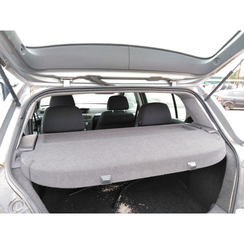 opel astra h (a04) del año 2004