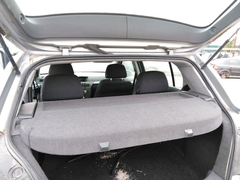 opel astra h (a04) del año 2004