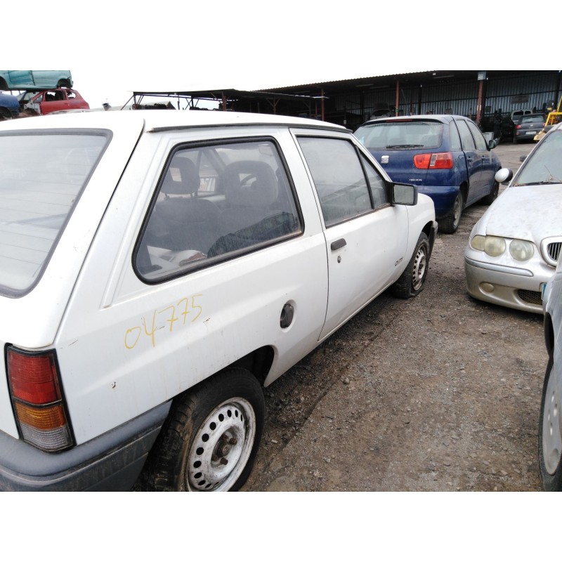opel corsa a fastback (s83) del año 1982