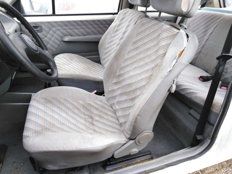 opel corsa a fastback (s83) del año 1982