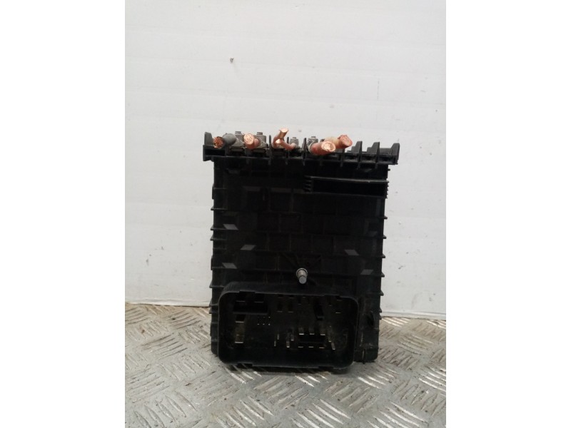 Recambio de caja reles / fusibles para seat altea xl (5p5) family referencia OEM IAM 1T1937503A  