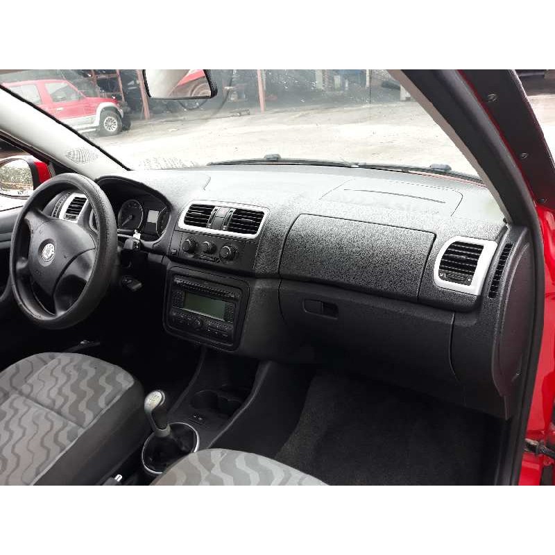 skoda fabia (5j2 ) 1.2   |   0.07 - ... | 2007 | 60 cv / 44 kw del año 2007