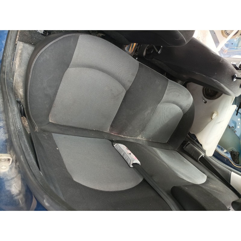 Recambio de asientos traseros para peugeot 206 fastback (2a/c) 1.4 hdi eco 70 referencia OEM IAM 0  