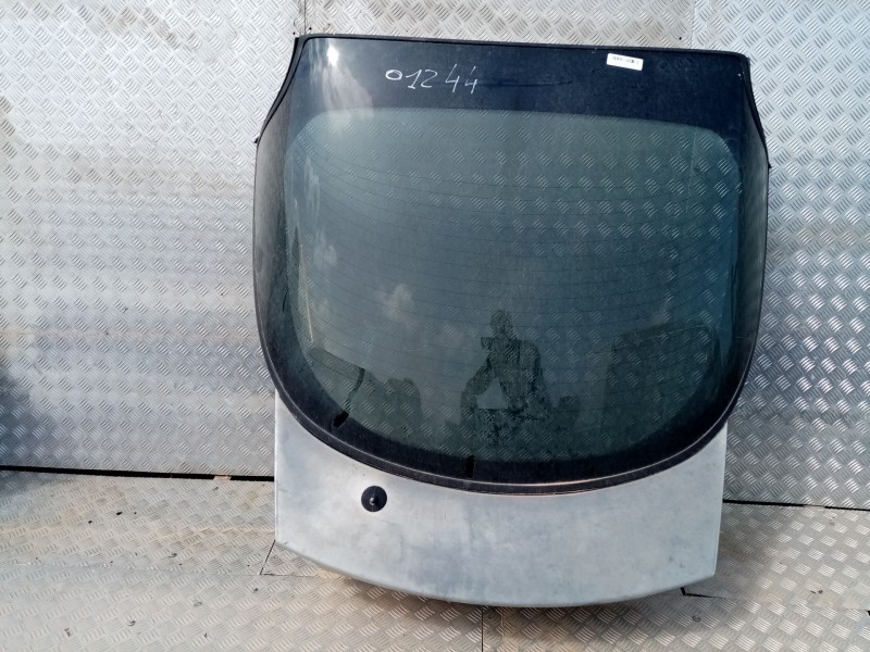 Recambio de porton trasero para opel tigra 1.4 16v referencia OEM IAM 90510335  