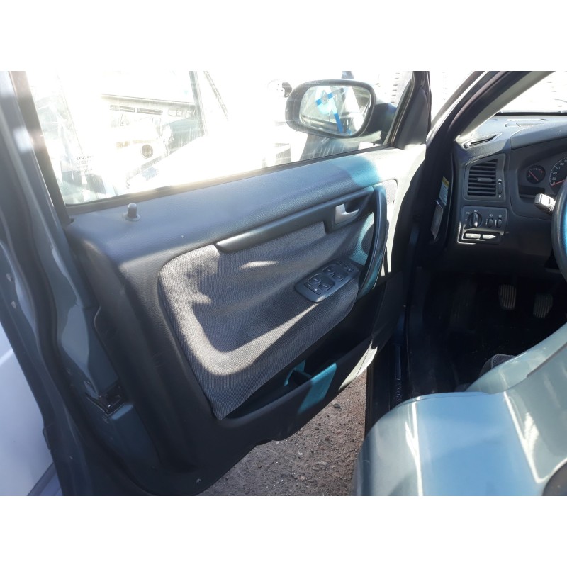 volvo v70 familiar del año 2000