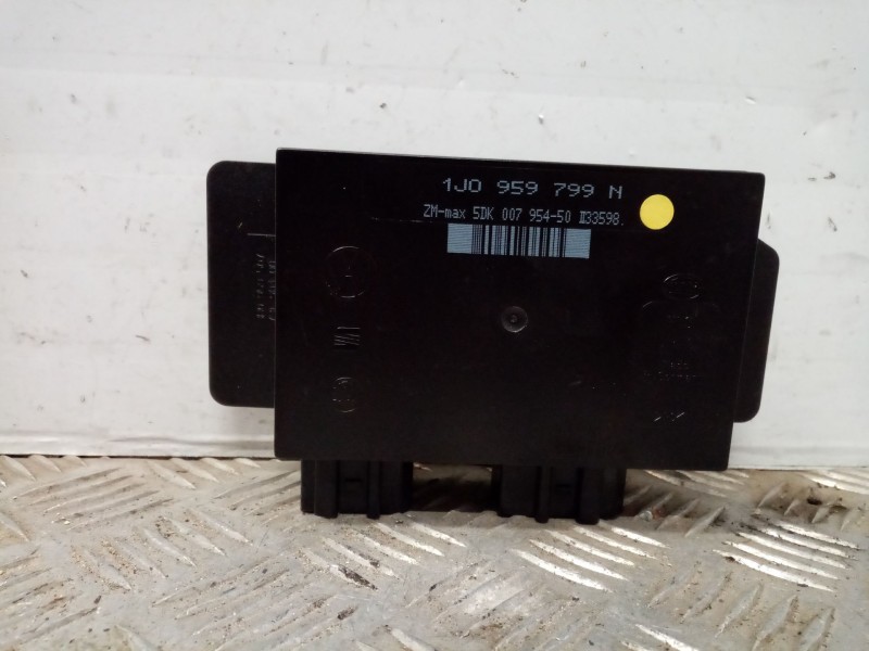Recambio de modulo electronico para volkswagen passat berlina (3b2) 1.9 tdi referencia OEM IAM 1J0959799N 5DK00795450 