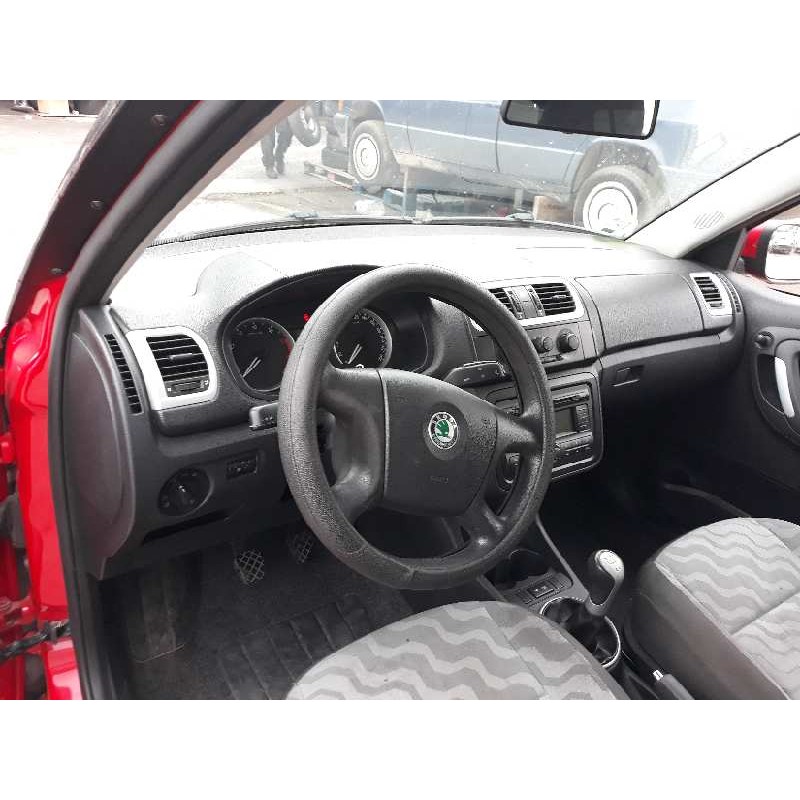 skoda fabia (5j2 ) 1.2   |   0.07 - ... | 2007 | 60 cv / 44 kw del año 2007