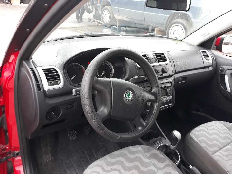 skoda fabia (5j2 ) 1.2   |   0.07 - ... | 2007 | 60 cv / 44 kw del año 2007