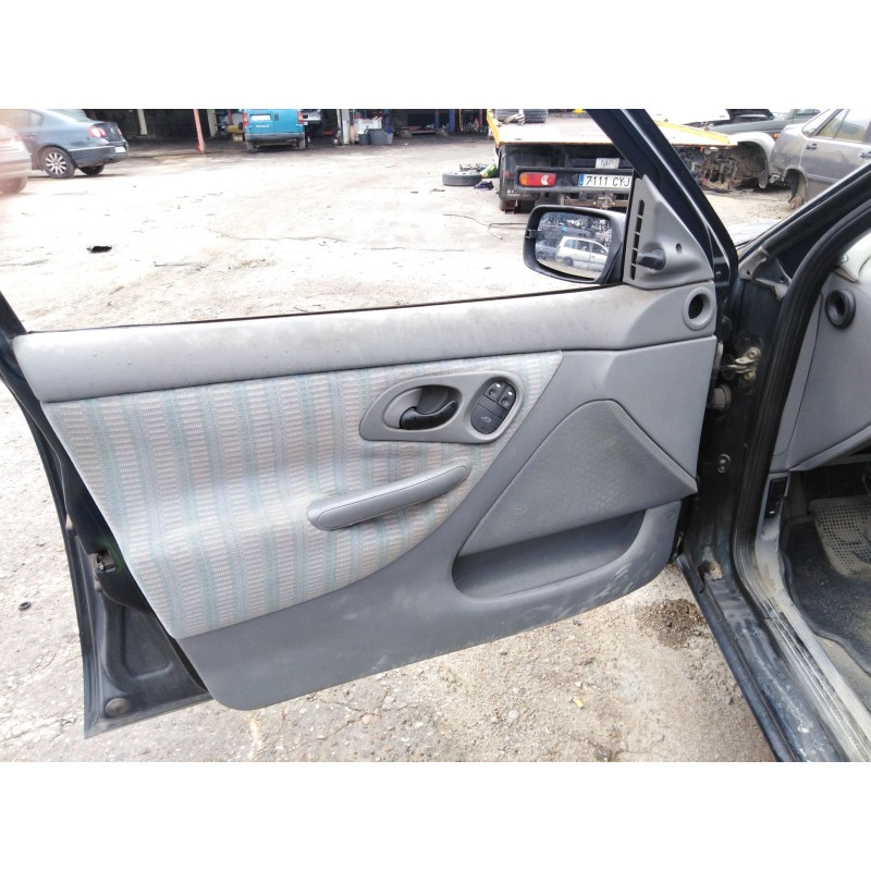 ford mondeo i (gbp) del año 1993