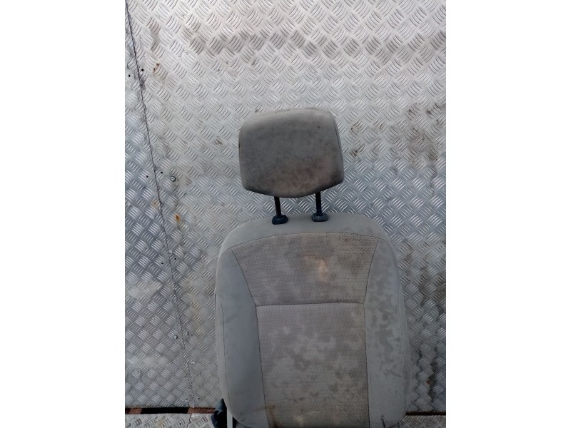 Recambio de asiento delantero derecho para renault clio iii expression referencia OEM IAM   