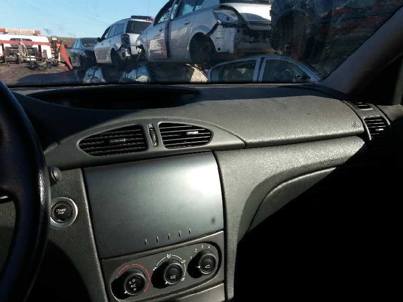 renault laguna ii (bg0) authentique   |   11.01 - 12.05 | 2001 - 2005 | 101 cv / 74 kw del año 2001