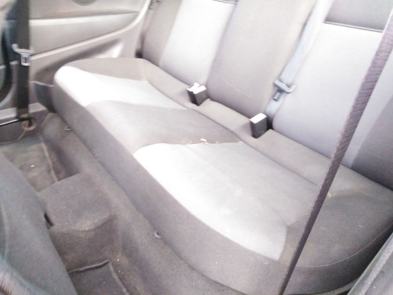 opel astra h gtc (a04) del año 2005