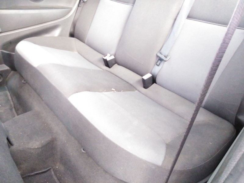 opel astra h gtc (a04) del año 2005