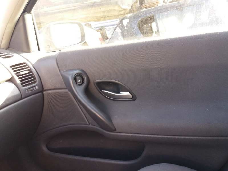 renault laguna ii (bg0) authentique   |   11.01 - 12.05 | 2001 - 2005 | 101 cv / 74 kw del año 2001