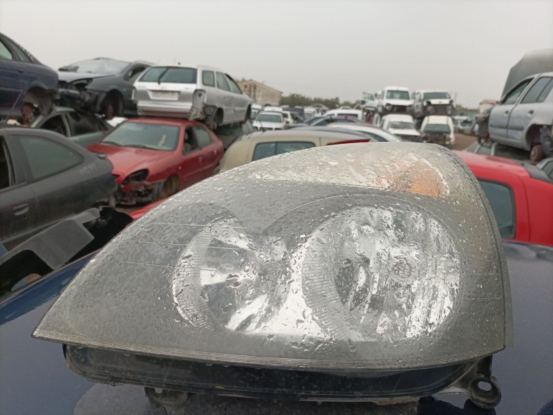 Recambio de faro izquierdo para renault clio ii (bb_, cb_) 1.2 (bb0a, bb0f, bb10, bb1k, bb28, bb2d, bb2h, cb0a,... referencia OE