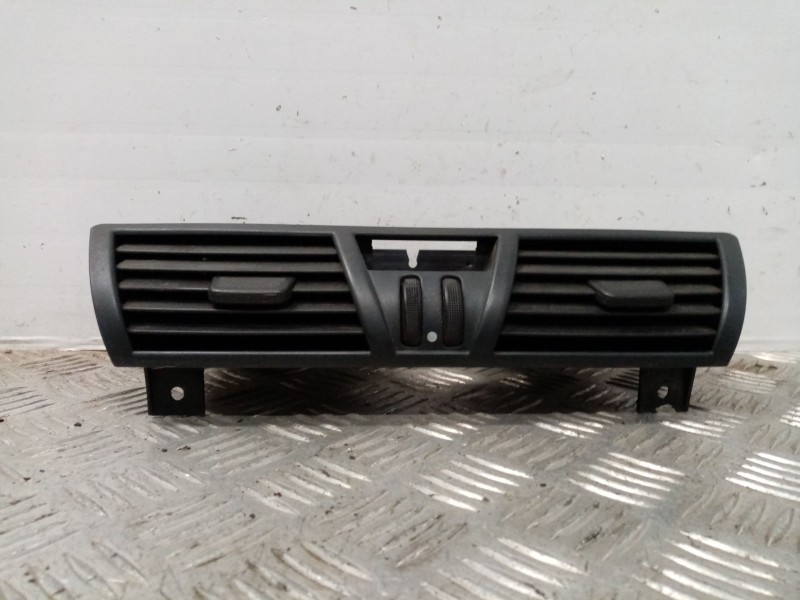 Recambio de rejilla delantera para fiat stilo (192) 1.9 jtd cat referencia OEM IAM 735269789  