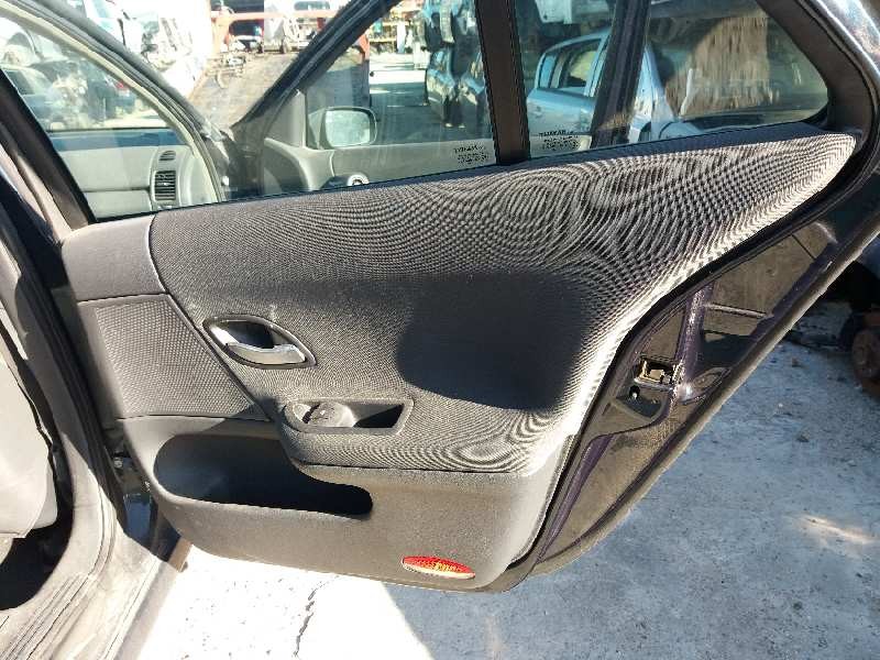 renault laguna ii (bg0) authentique   |   11.01 - 12.05 | 2001 - 2005 | 101 cv / 74 kw del año 2001