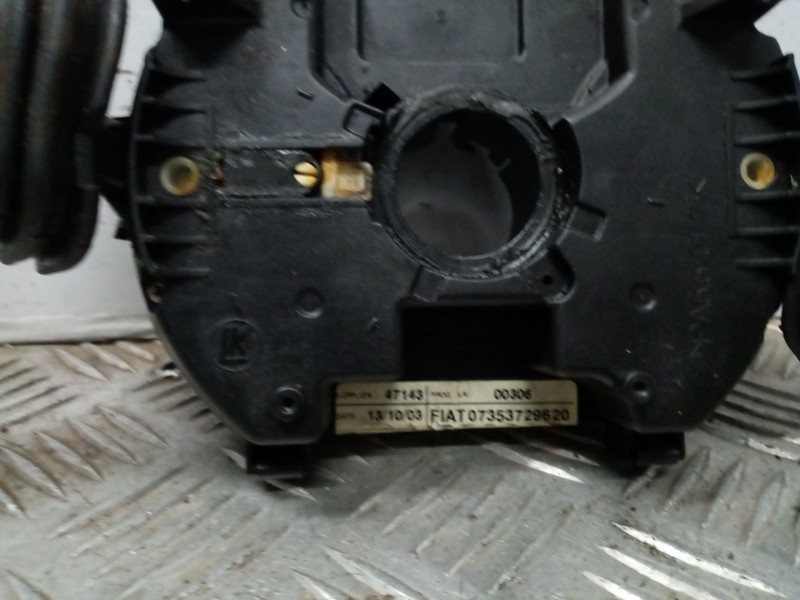 Recambio de mando luces para fiat stilo (192) 1.9 jtd cat referencia OEM IAM 07353729620  