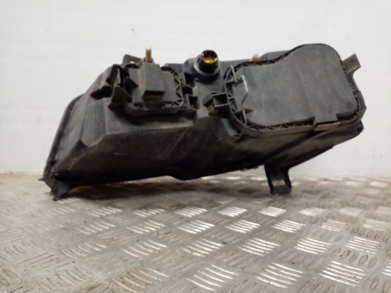 Recambio de faro derecho para fiat stilo (192) 1.9 jtd cat referencia OEM IAM 40785748  