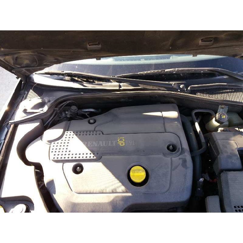 renault laguna ii (bg0) authentique   |   11.01 - 12.05 | 2001 - 2005 | 101 cv / 74 kw del año 2001