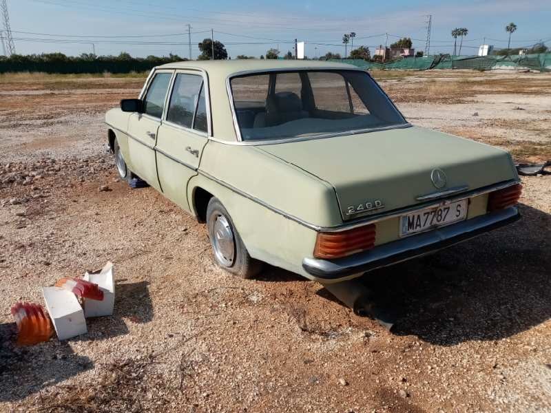 mercedes clase e (w114/w115) berlina 240 d   |   08.73 - ... | 1973 | 65 cv / 48 kw del año 1973