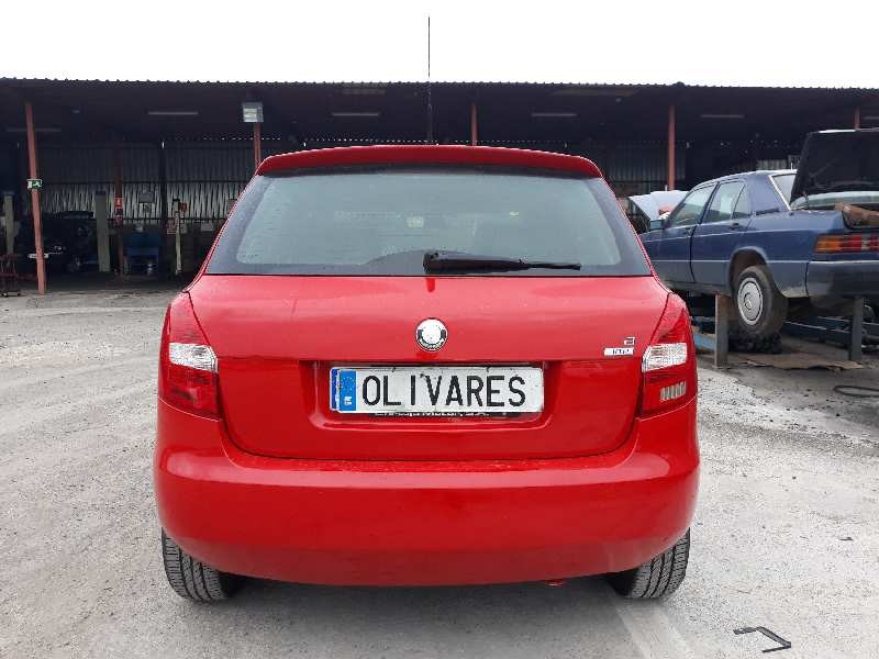 skoda fabia (5j2 ) 1.2   |   0.07 - ... | 2007 | 60 cv / 44 kw del año 2007