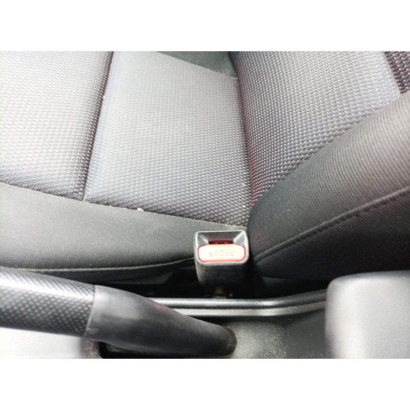Recambio de pretensor airbag derecho para mazda 3 (bk) 1.6 di turbo referencia OEM IAM   
