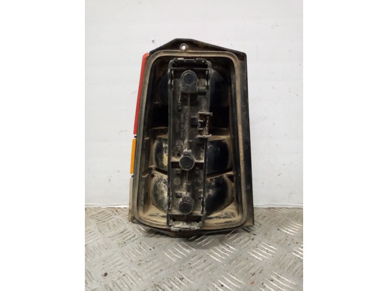 Recambio de piloto trasero derecho para seat marbella 0.9 referencia OEM IAM   