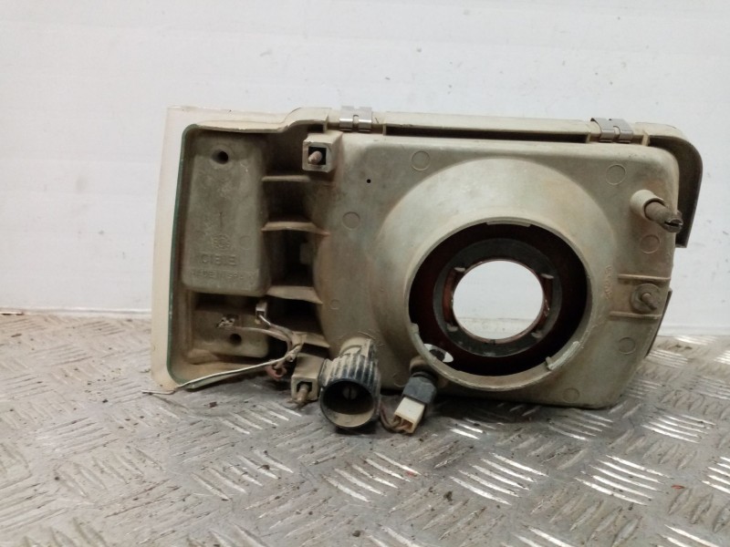 Recambio de faro izquierdo para seat marbella 0.9 referencia OEM IAM   
