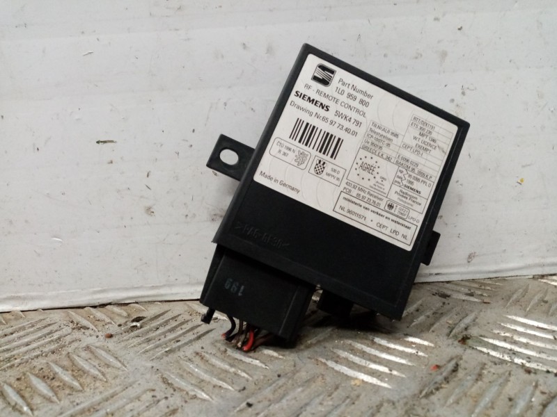 Recambio de centralita cierre para seat ibiza (6k) 1.9 diesel cat (1y) referencia OEM IAM 1l0959800  