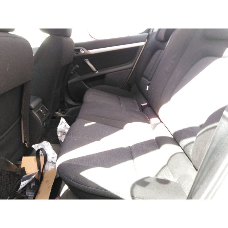 peugeot 407 (6d_) del año 2004