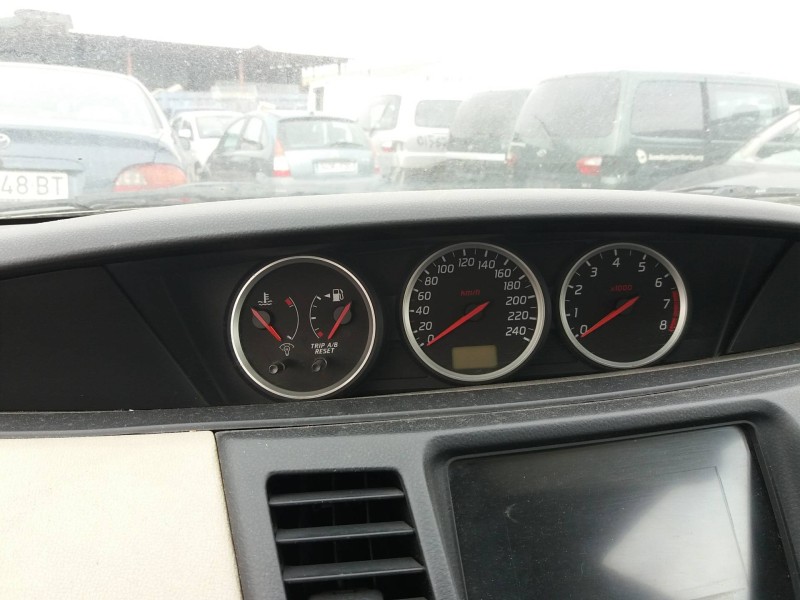 nissan primera berlina (p12) 1.6 cat   |   0.01 - ... | 2001 | 109 cv / 80 kw del año 2001