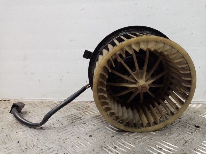 Recambio de ventilador calefaccion para volkswagen passat berlina (3a2) referencia OEM IAM   